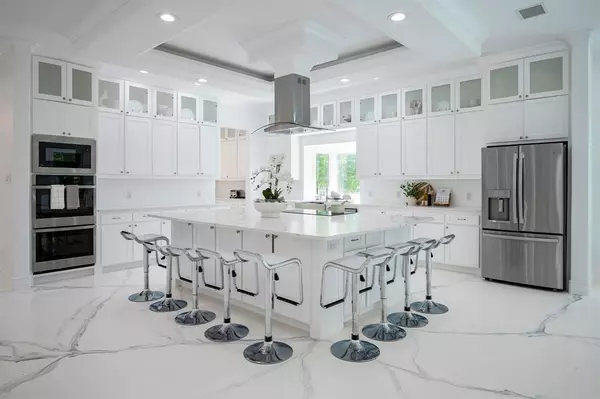 2415 Amberleaf Court, Cedar Hill, TX 75104