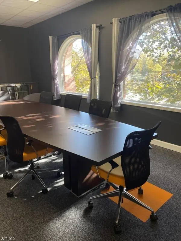 502 Hamburg Tpke, Wayne Twp., NJ 07470