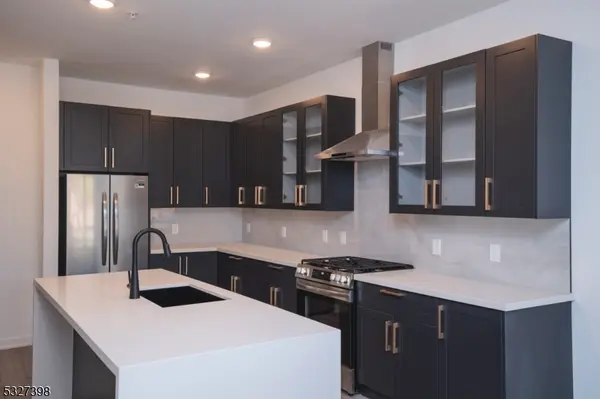 516 North Ave #205, Westfield Town, NJ 07090