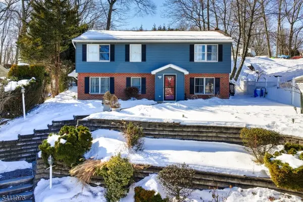 16 White Meadow Rd, Rockaway Twp., NJ 07866