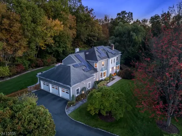 15 Olde Greenhouse Ln, Madison Boro, NJ 07940