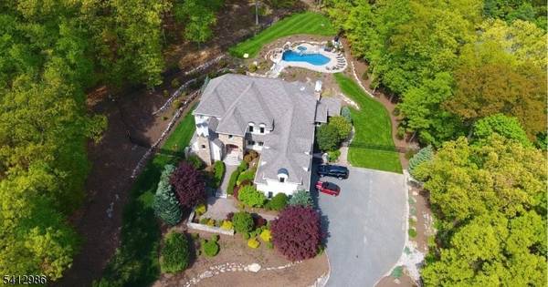 127 Waughaw Rd, Montville Twp., NJ 07082