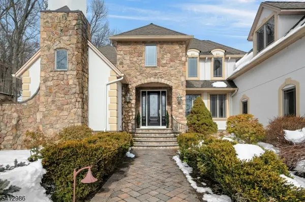 127 Waughaw Rd, Montville Twp., NJ 07082