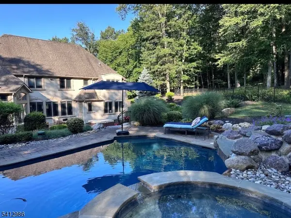 127 Waughaw Rd, Montville Twp., NJ 07082