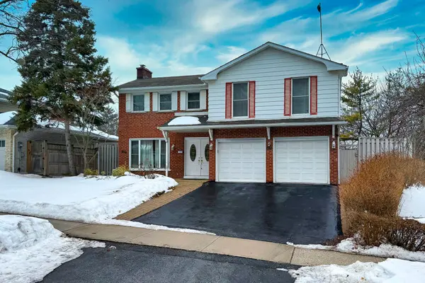 40 Farmview CRES, Toronto C15, ON M2J 1G4