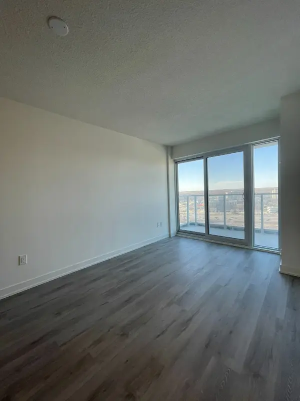 1010 Sandy Beach RD #2102, Pickering, ON L1W 3V9