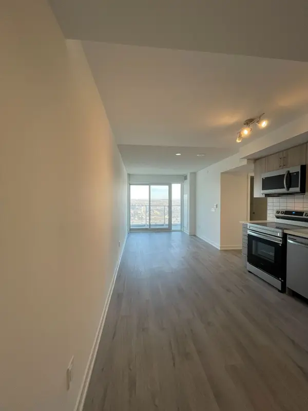 1010 Sandy Beach RD #2102, Pickering, ON L1W 3V9