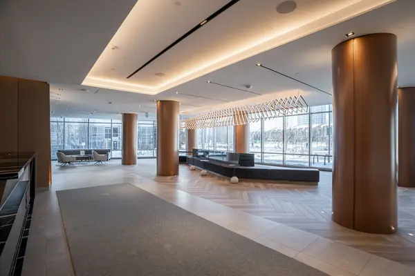 225 Village Green SQ #PH05, Toronto E07, ON M1S 0N4