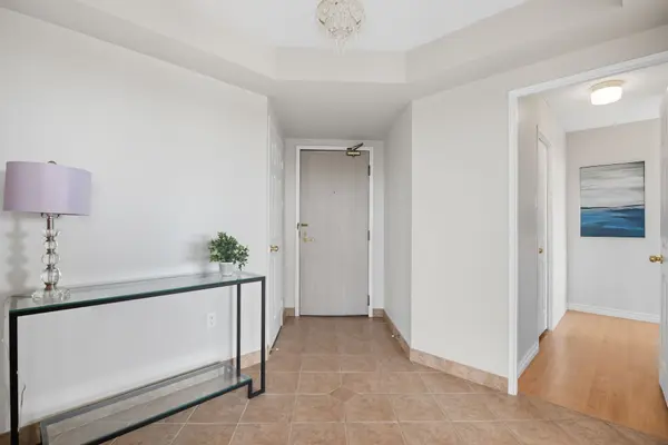 2155 Burnhamthorpe RD W #909, Mississauga, ON L5L 5P4