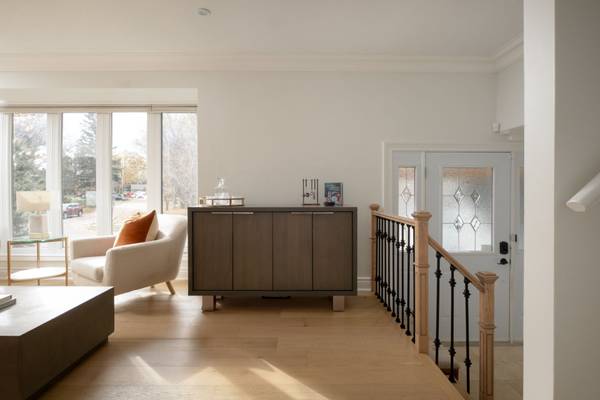 134 Fairwood PL W, Burlington, ON L7T 4B6