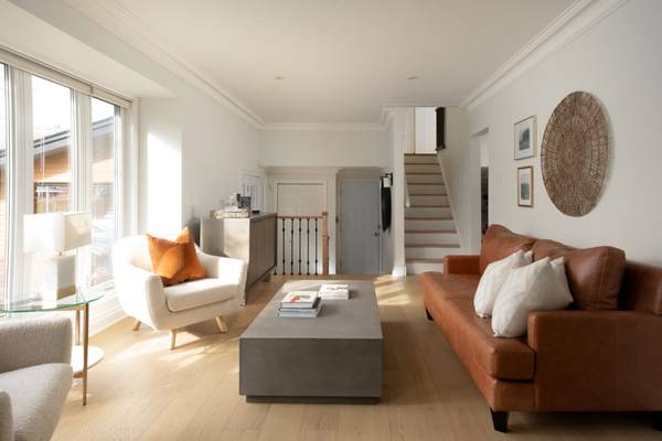 134 Fairwood PL W, Burlington, ON L7T 4B6