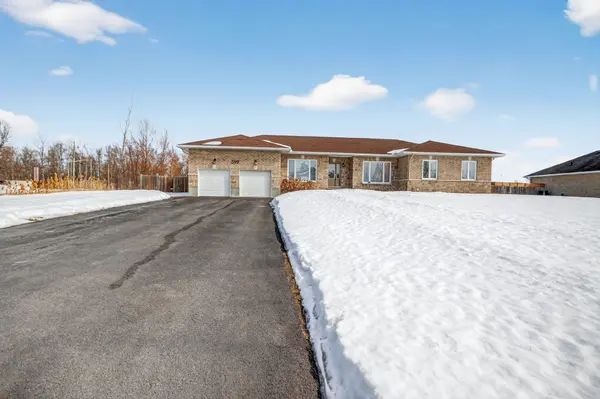 599 Ballycastle CRES, Blossom Park - Airport And Area, ON K1X 0A2