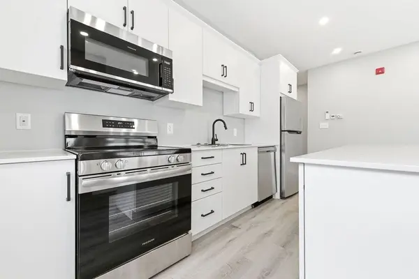 78B Queen ST #201, Bonnechere Valley, ON K0J 1T0