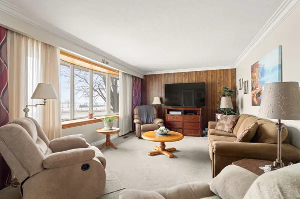 6800 Gerrie RD, Centre Wellington, ON N0B 1S0