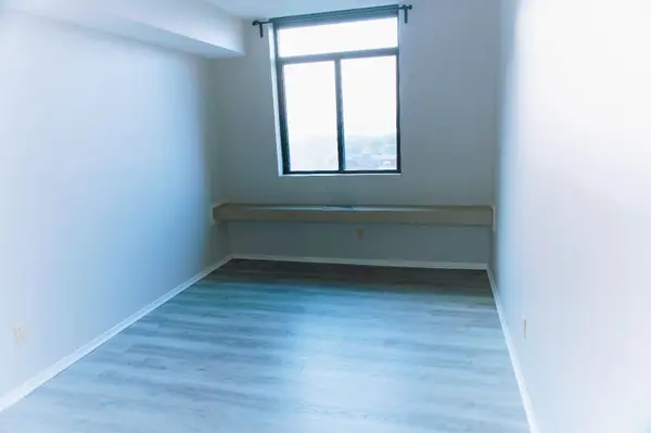 2871 Richmond RD #1516, Britannia Heights - Queensway Terrace N And Area, ON K2B 8M5