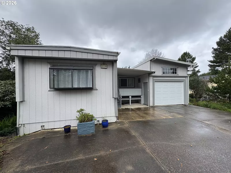 1600 RHODODENDRON DR #218, Florence, OR 97439