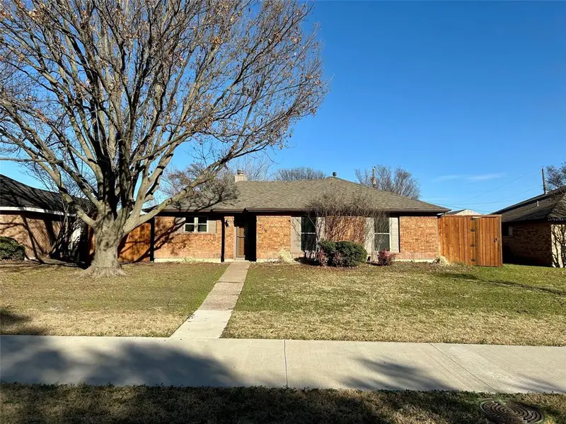 2218 Fuqua Road, Rowlett, TX 75088