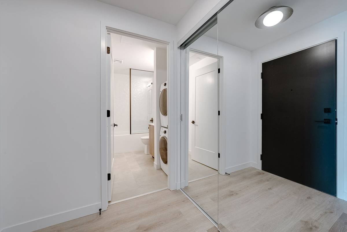 1635 MILITARY TRL #401, Toronto E10, ON M1C 1B2