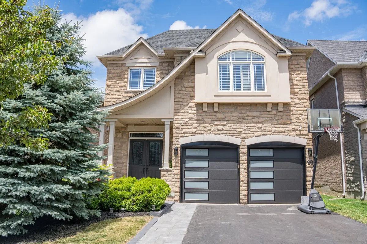 20 Altus Park DR, Vaughan, ON L6A 0Z5