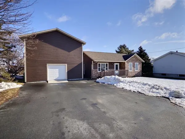 43 Barracks Road, Bay Roberts, NL A0A 1G0