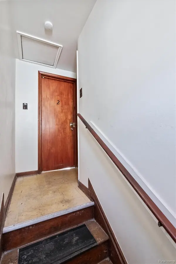 26 Alexander ST, River Rouge, MI 48218