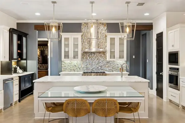 701 Corsica Court, Argyle, TX 76226