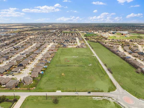 7451 Bowman Roberts Road, Fort Worth, TX 76179