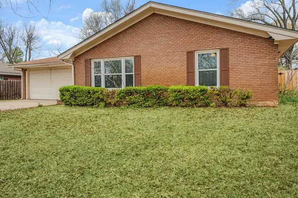 3171 Margaret Street, Paris, TX 75460