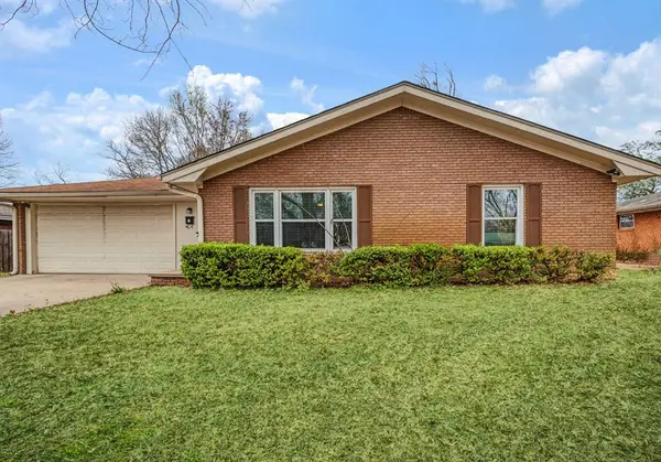 3171 Margaret Street, Paris, TX 75460