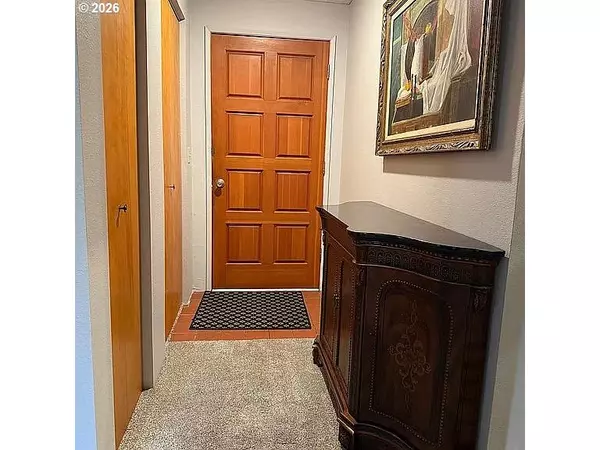 Myrtle Point, OR 97458,1005 MAPLE ST