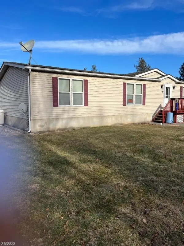 92 NEW STREET, Oxford Twp., NJ 07863