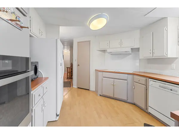 4915 SWEGLE RD #81, Salem, OR 97301
