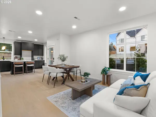 11075 SW 61st AVE, Portland, OR 97219