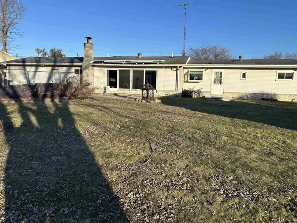 753 Vaniman Island DR, Cambridge Twp, MI 49230