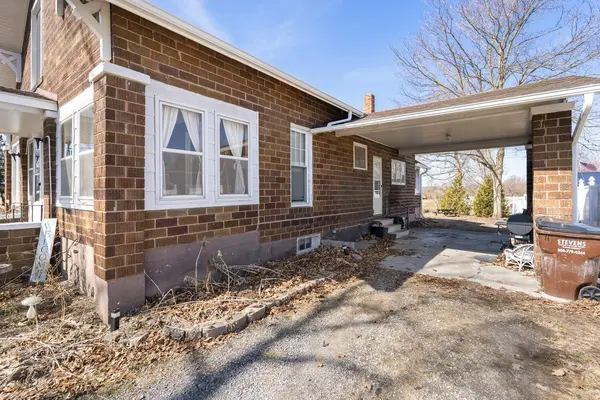 1168 Seneca ST, Adrian City, MI 49221