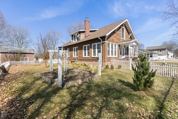 1168 Seneca ST, Adrian City, MI 49221