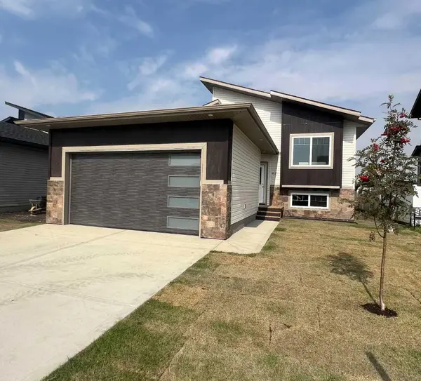 62 Metcalf WAY,  Lacombe,  AB T4L 0J9
