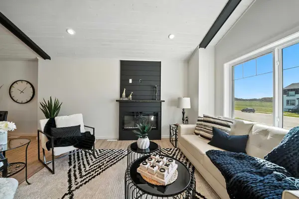 62 Metcalf WAY, Lacombe, AB T4L 0J9