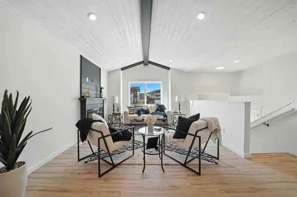 62 Metcalf WAY, Lacombe, AB T4L 0J9