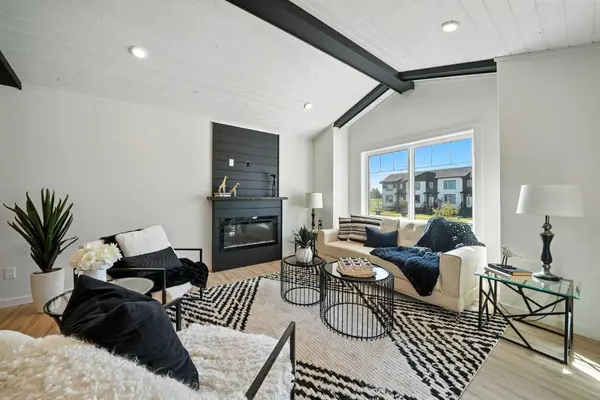 62 Metcalf WAY, Lacombe, AB T4L 0J9