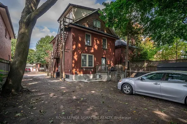 295 Arthur ST #Apt 4, Oshawa, ON L1H 1N7
