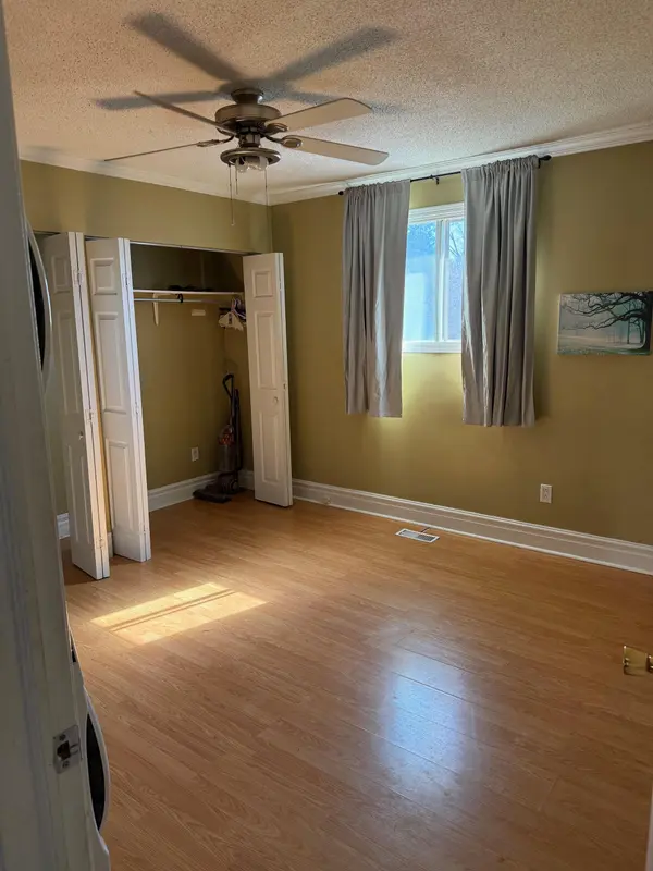 653 Idylwood CT, Oshawa, ON L1K 2G7