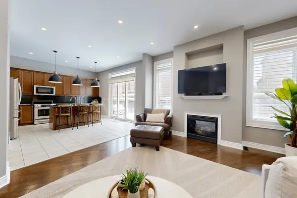 20 Altus Park DR, Vaughan, ON L6A 0Z5