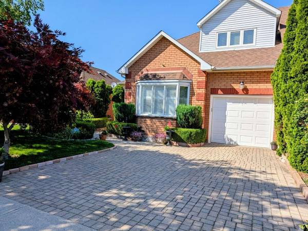 44 Morrison CRES, Grimsby, ON L3M 5K4