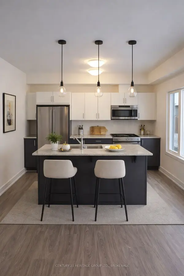 66 Dusenbury DR, Loyalist, ON K0H 2H0