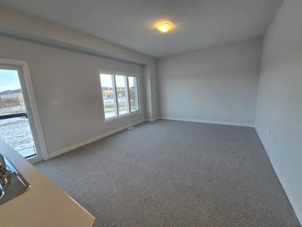 205 Thames WAY #5, Hamilton, ON L0R 1W0