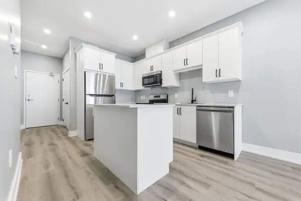 78A QUEEN ST #107, Bonnechere Valley, ON K0J 1T0