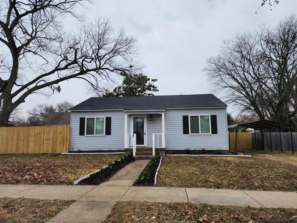 1104 Edgefield, Garland, TX 75040