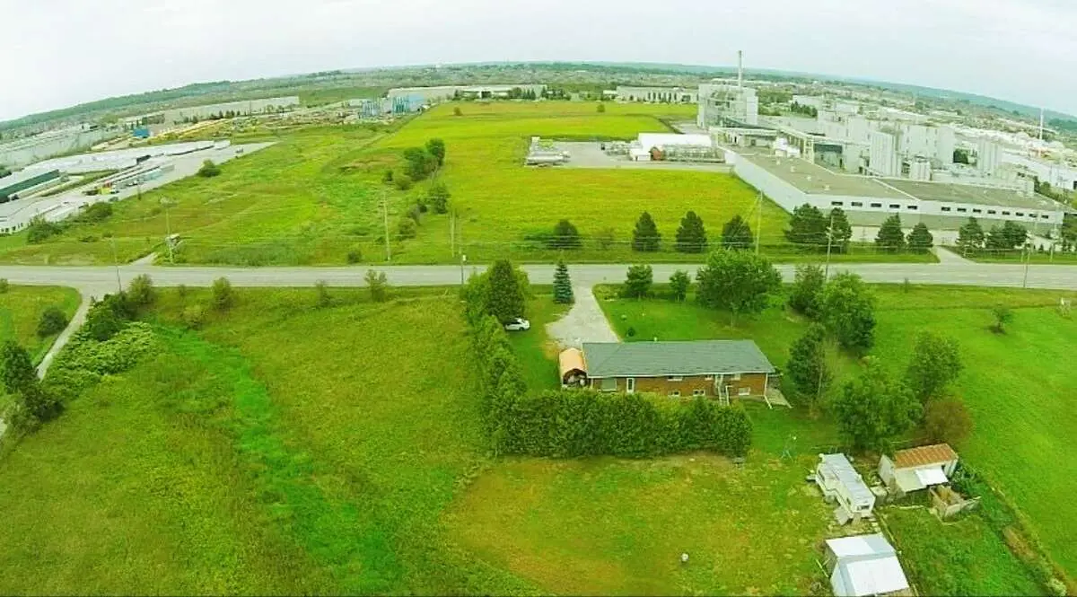 2878 10th Side Road, Bradford West Gwillimbury, ON L3Z 2L3