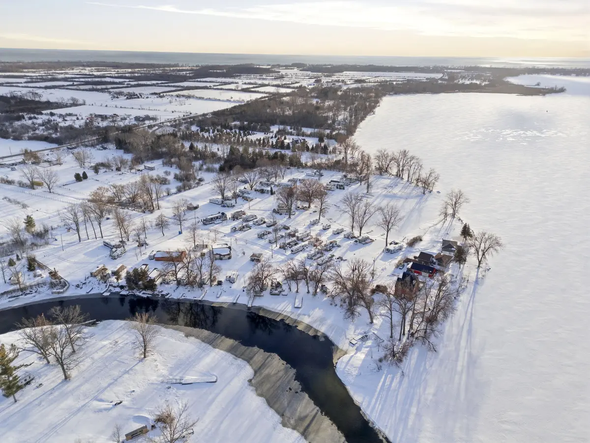 52 Sunset Lagoon DR, Prince Edward County, ON K0K 1T0